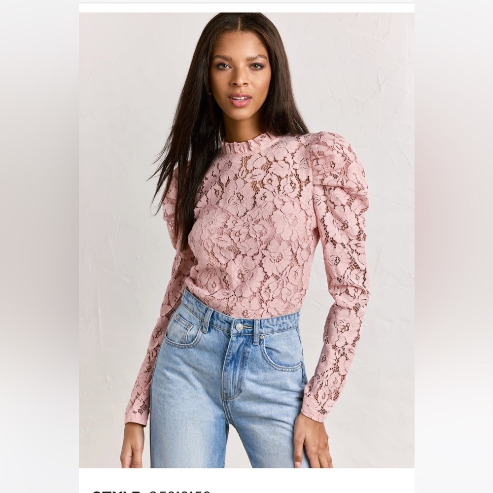 Long sleeve puff lace high neck blouse!!!